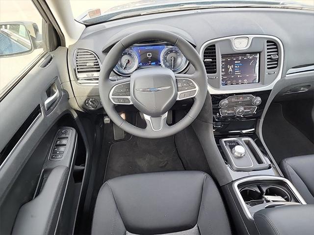 2023 Chrysler Chrysler 300 300 TOURING