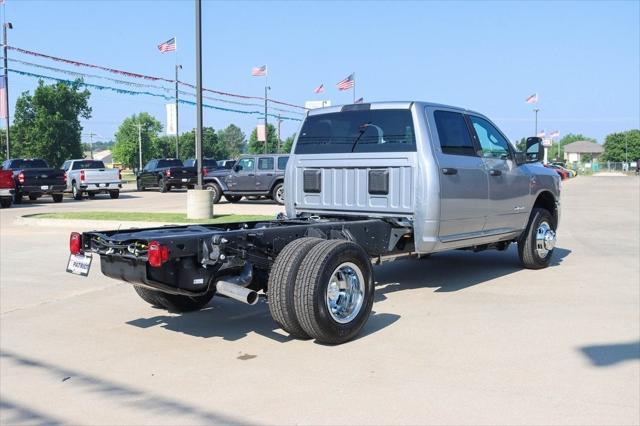 2024 RAM Ram 3500 Chassis Cab RAM 3500 SLT CREW CAB CHASSIS 4X4 60 CA