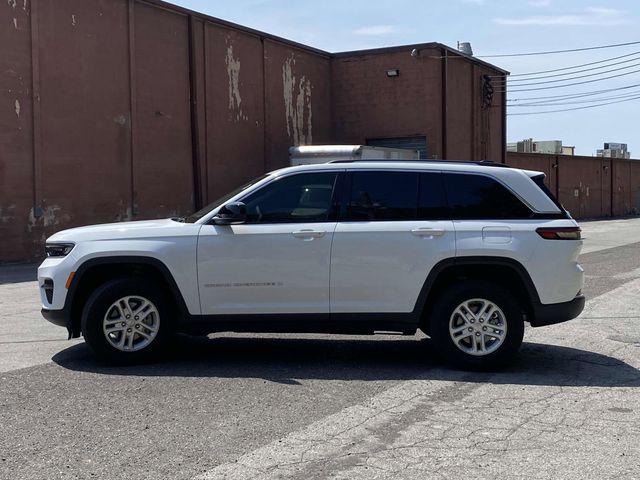 2023 Jeep Grand Cherokee Laredo 4x4