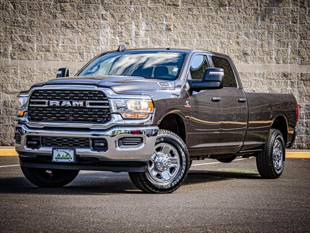 2024 RAM Ram 3500 RAM 3500 TRADESMAN CREW CAB 4X4 8 BOX