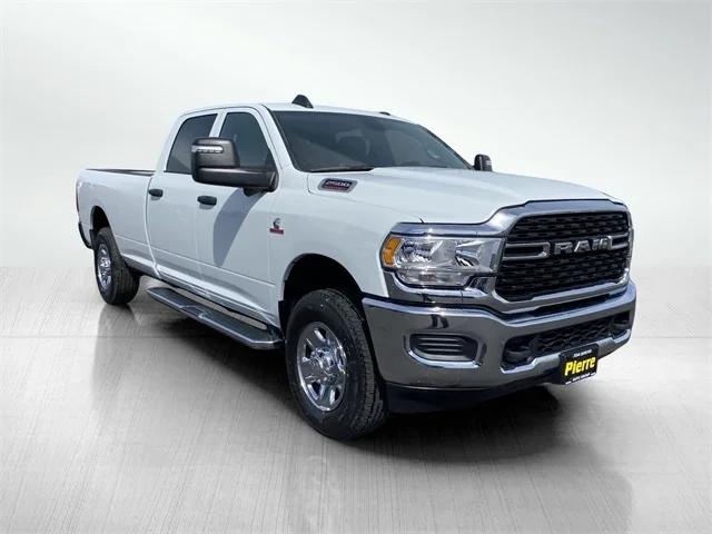 2024 RAM Ram 2500 RAM 2500 TRADESMAN CREW CAB 4X4 8 BOX