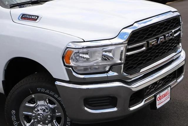 2024 RAM Ram 2500 RAM 2500 TRADESMAN CREW CAB 4X4 8 BOX