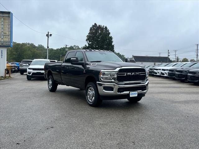 2024 RAM Ram 2500 RAM 2500 TRADESMAN CREW CAB 4X4 8 BOX