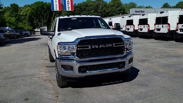 2024 RAM Ram 2500 RAM 2500 TRADESMAN CREW CAB 4X4 8 BOX