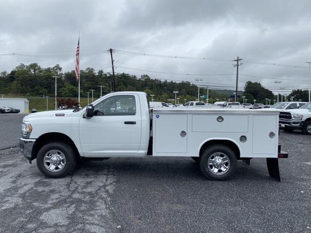 2024 RAM Ram 3500 Chassis Cab RAM 3500 TRADESMAN CHASSIS REGULAR CAB 4X4 60 CA