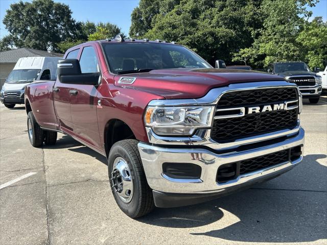 2024 RAM Ram 3500 RAM 3500 TRADESMAN CREW CAB 4X4 8 BOX