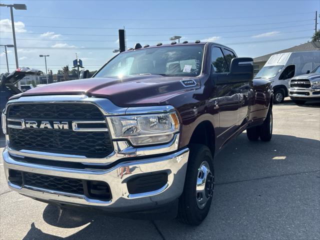 2024 RAM Ram 3500 RAM 3500 TRADESMAN CREW CAB 4X4 8 BOX