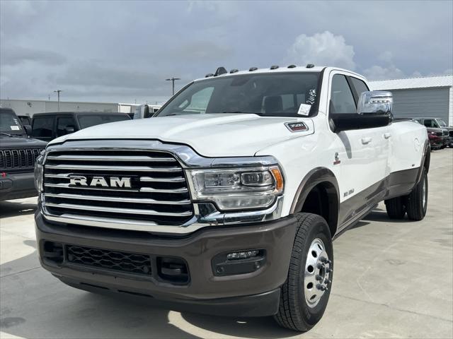 2024 RAM Ram 3500 RAM 3500 LIMITED LONGHORN CREW CAB 4X4 8 BOX