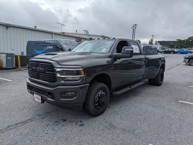 2024 RAM Ram 3500 RAM 3500 LARAMIE CREW CAB 4X4 8 BOX