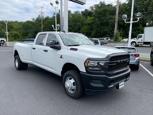 2024 RAM Ram 3500 RAM 3500 TRADESMAN CREW CAB 4X4 8 BOX