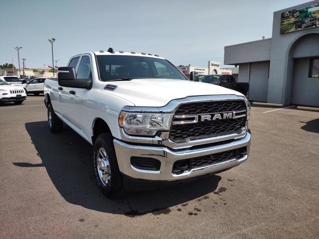 2024 RAM Ram 2500 RAM 2500 TRADESMAN CREW CAB 4X4 8 BOX