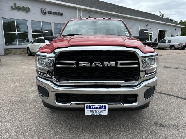2024 RAM Ram 3500 Chassis Cab RAM 3500 TRADESMAN CHASSIS REGULAR CAB 4X4 60 CA 2024 RAM Ram 3500 Chassis Cab RAM 3500 TRADESMAN CHASSIS REGULAR CAB 4X4 60 CA