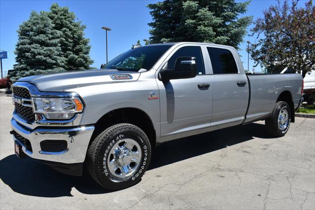 2024 RAM Ram 3500 RAM 3500 TRADESMAN CREW CAB 4X4 8 BOX