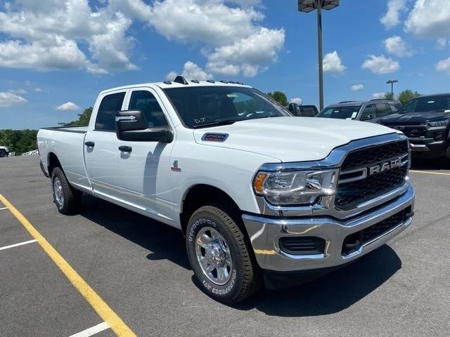 2024 RAM Ram 2500 RAM 2500 TRADESMAN CREW CAB 4X4 8 BOX