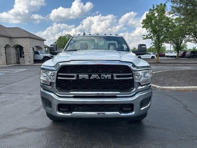 2024 RAM Ram 3500 Chassis Cab RAM 3500 TRADESMAN CHASSIS REGULAR CAB 4X4 60 CA 2024 RAM Ram 3500 Chassis Cab RAM 3500 TRADESMAN CHASSIS REGULAR CAB 4X4 60 CA