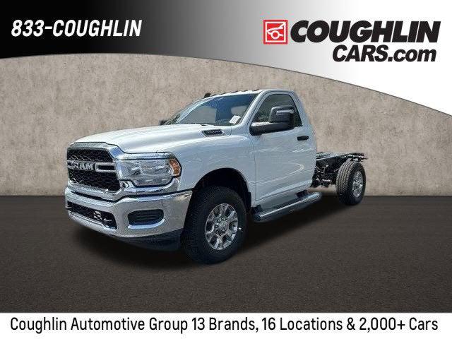 2024 RAM Ram 3500 Chassis Cab RAM 3500 TRADESMAN CHASSIS REGULAR CAB 4X4 60 CA 2024 RAM Ram 3500 Chassis Cab RAM 3500 TRADESMAN CHASSIS REGULAR CAB 4X4 60 CA