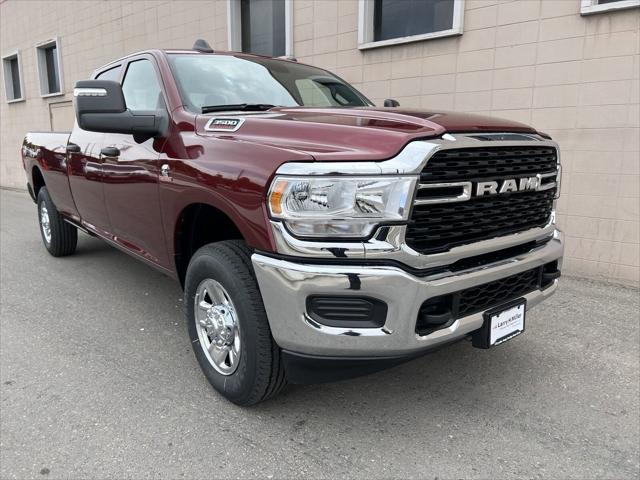 2024 RAM Ram 3500 RAM 3500 TRADESMAN CREW CAB 4X4 8 BOX