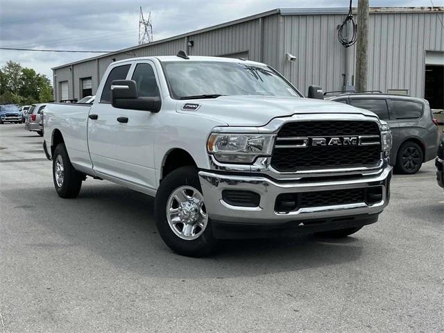 2024 RAM Ram 2500 RAM 2500 TRADESMAN CREW CAB 4X2 8 BOX