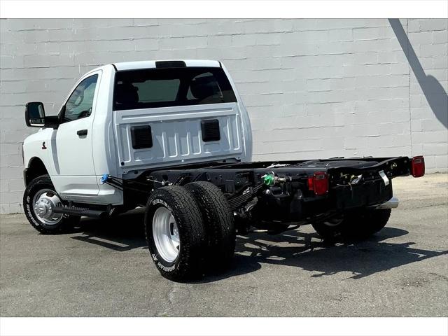 2024 RAM Ram 3500 Chassis Cab RAM 3500 TRADESMAN CHASSIS REGULAR CAB 4X4 60 CA