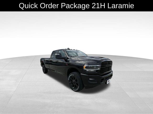 2024 RAM Ram 3500 RAM 3500 LARAMIE CREW CAB 4X4 8 BOX
