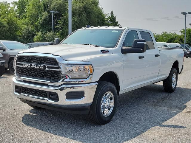 2024 RAM Ram 3500 RAM 3500 TRADESMAN CREW CAB 4X4 8 BOX