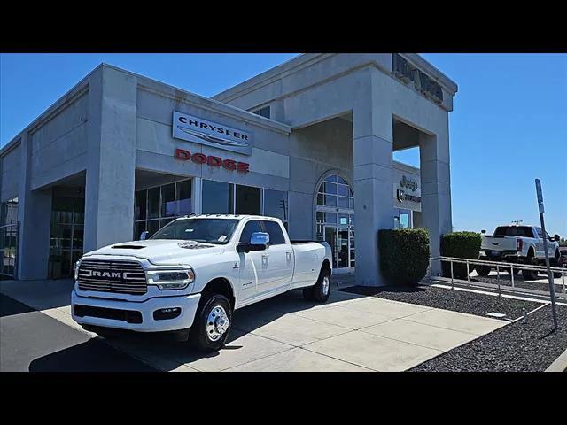 2024 RAM Ram 3500 RAM 3500 LARAMIE CREW CAB 4X4 8 BOX
