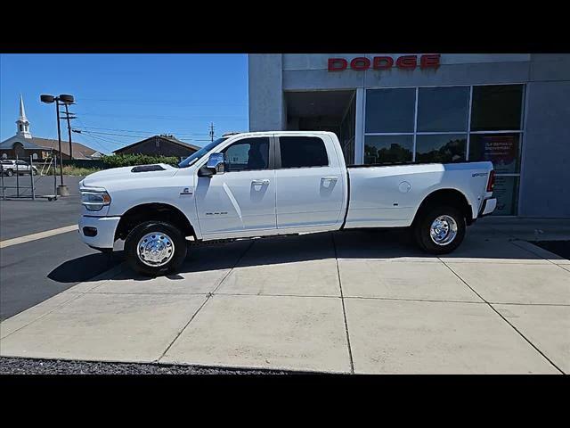 2024 RAM Ram 3500 RAM 3500 LARAMIE CREW CAB 4X4 8 BOX