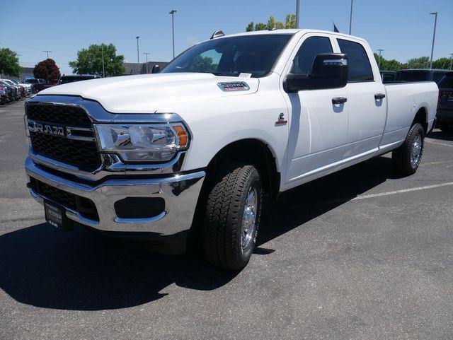 2024 RAM Ram 3500 RAM 3500 TRADESMAN CREW CAB 4X4 8 BOX