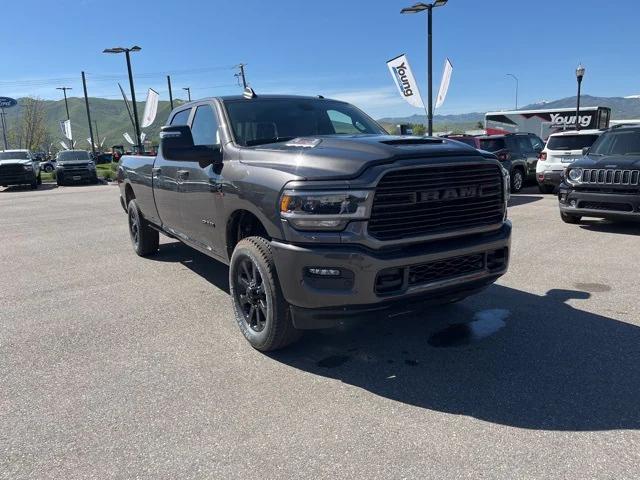 2024 RAM Ram 3500 RAM 3500 LARAMIE CREW CAB 4X4 8 BOX