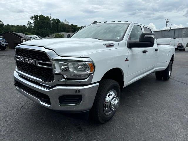 2024 RAM Ram 3500 RAM 3500 TRADESMAN CREW CAB 4X4 8 BOX