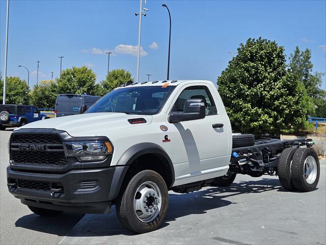 2024 RAM Ram 5500 Chassis Cab RAM 5500 TRADESMAN CHASSIS REGULAR CAB 4X4 84 CA