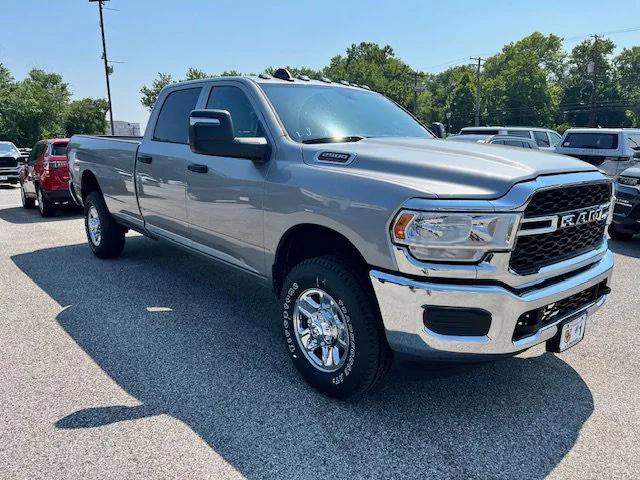 2024 RAM Ram 2500 RAM 2500 TRADESMAN CREW CAB 4X4 8 BOX