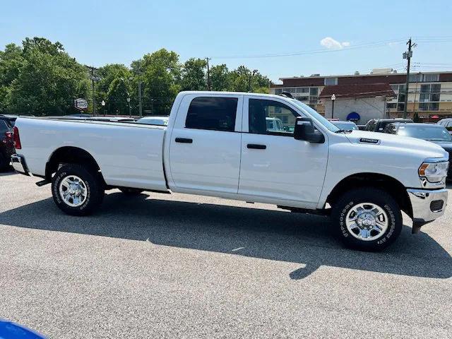 2024 RAM Ram 2500 RAM 2500 TRADESMAN CREW CAB 4X4 8 BOX