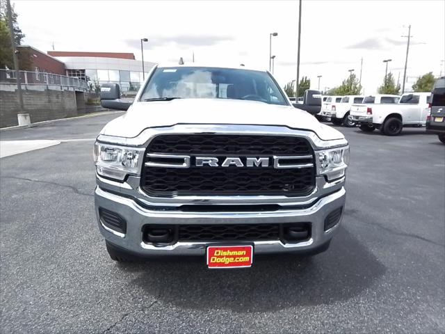 2024 RAM Ram 3500 RAM 3500 TRADESMAN CREW CAB 4X4 8 BOX