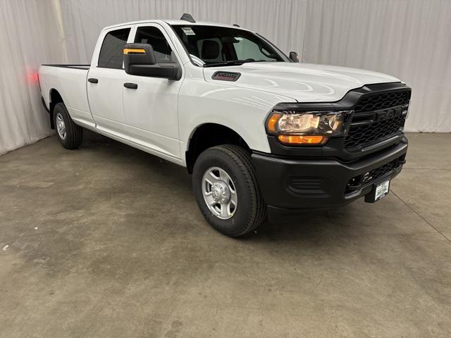 2024 RAM Ram 3500 RAM 3500 TRADESMAN CREW CAB 4X4 8 BOX