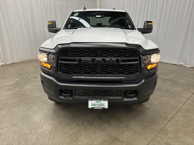 2024 RAM Ram 3500 RAM 3500 TRADESMAN CREW CAB 4X4 8 BOX