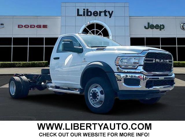 2024 RAM Ram 5500 Chassis Cab RAM 5500 TRADESMAN CHASSIS REGULAR CAB 4X4 84 CA