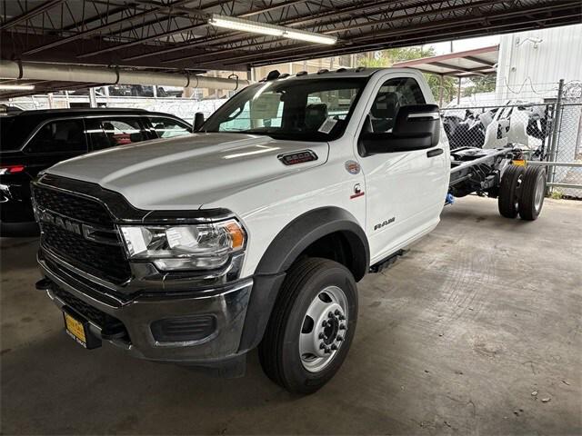 2024 RAM Ram 5500 Chassis Cab RAM 5500 SLT CHASSIS REGULAR CAB 4X4 120 CA