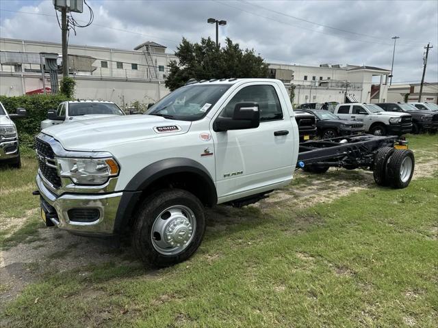 2024 RAM Ram 5500 Chassis Cab RAM 5500 SLT CHASSIS REGULAR CAB 4X4 120 CA