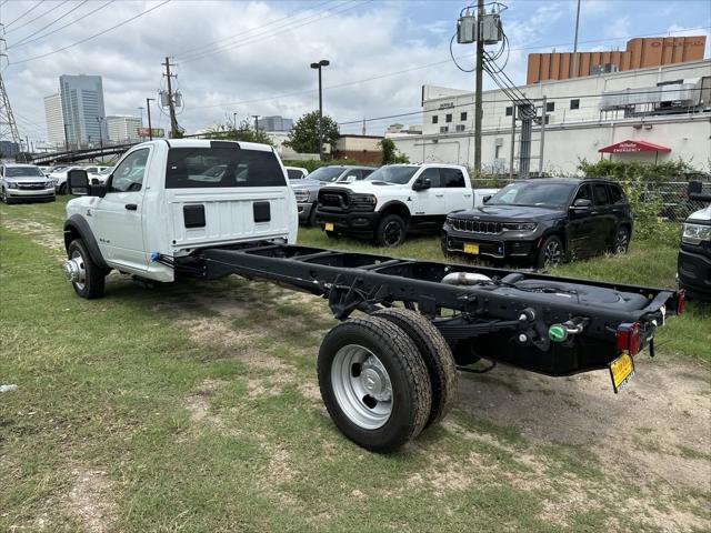 2024 RAM Ram 5500 Chassis Cab RAM 5500 SLT CHASSIS REGULAR CAB 4X4 120 CA