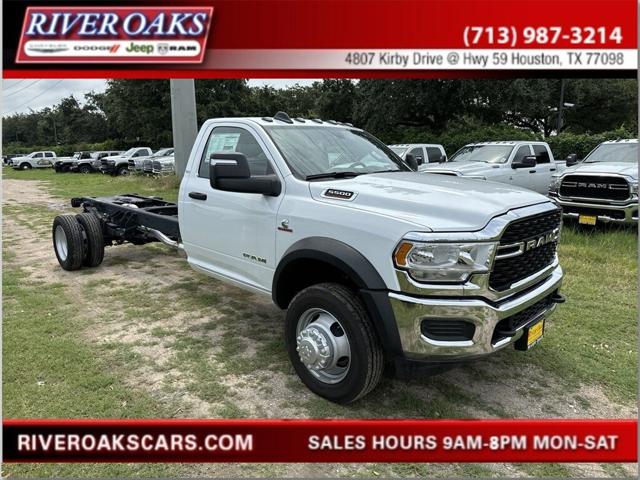 2024 RAM Ram 5500 Chassis Cab RAM 5500 SLT CHASSIS REGULAR CAB 4X4 120 CA