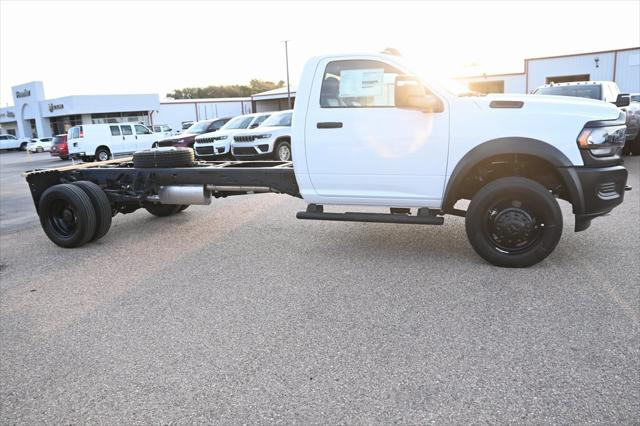 2024 RAM Ram 5500 Chassis Cab RAM 5500 TRADESMAN CHASSIS REGULAR CAB 4X2 120 CA