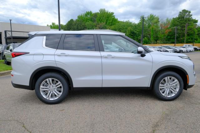 2024 Mitsubishi Outlander ES 2.5 S-AWC
