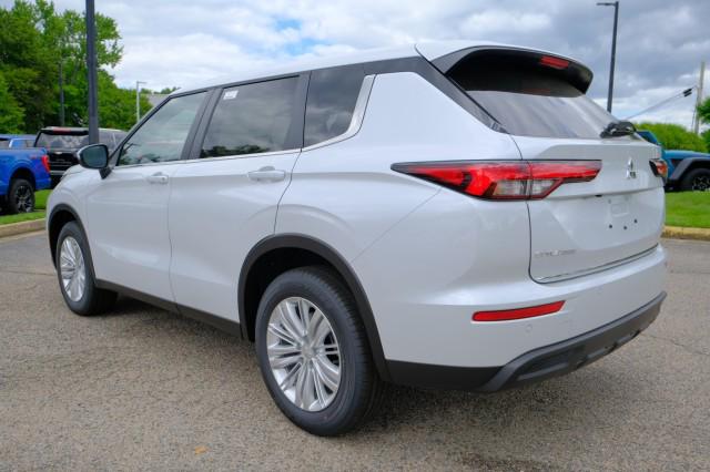 2024 Mitsubishi Outlander ES 2.5 S-AWC