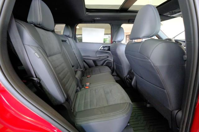2024 Mitsubishi Outlander SE Black Edition w/Pano Roof S-AWC