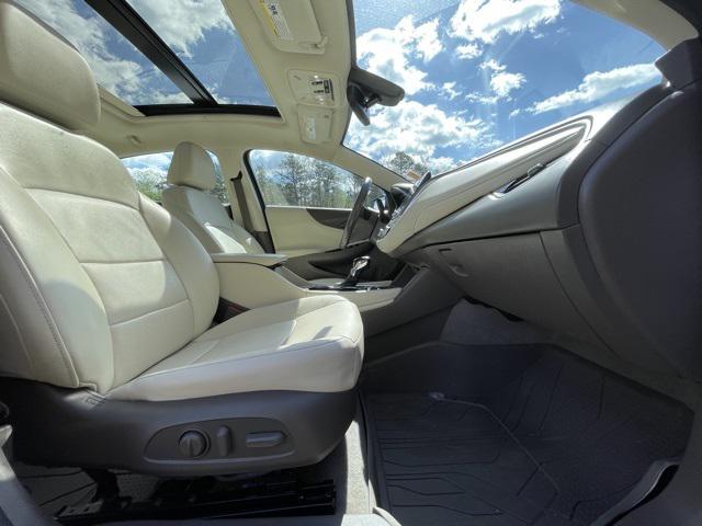 2022 Chevrolet Malibu FWD Premier