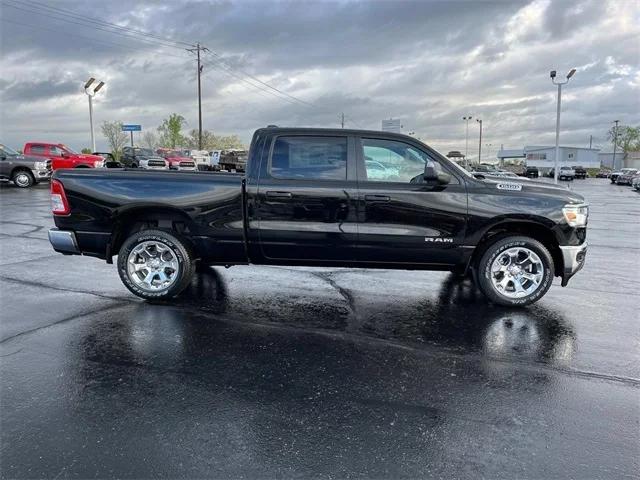 2024 RAM Ram 1500 RAM 1500 BIG HORN CREW CAB 4X4 64 BOX