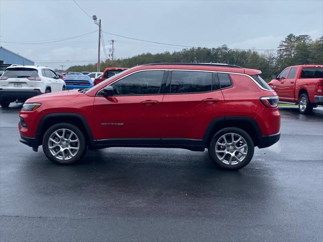 2023 Jeep Compass Latitude Lux FWD