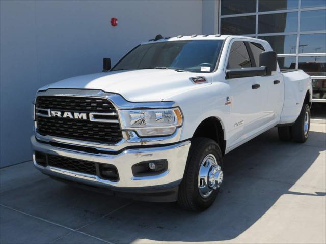 2022 RAM 3500 Big Horn Mega Cab 4x4 64 Box