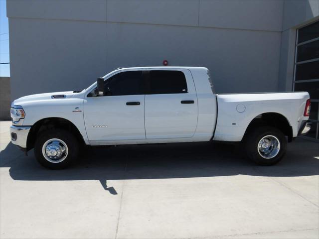 2022 RAM 3500 Big Horn Mega Cab 4x4 64 Box